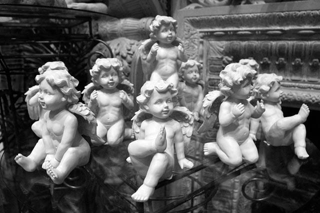 040822_0075bw